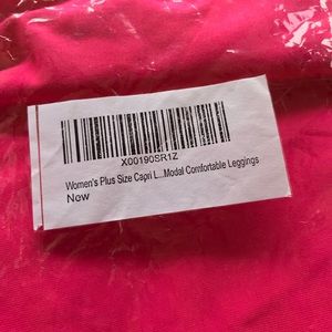 New In Pack,Plus Size XL, Hot Pink Capri Leggings